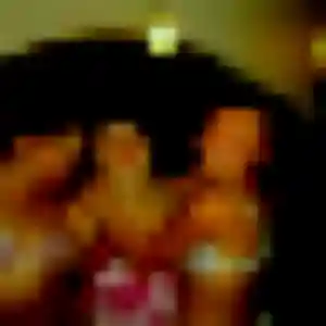 Yukari, 22 ans, connectée à Beaumont pour un rencontre japonaise