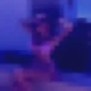 Photo privée de Huong, 27 ans à Canet-en-Roussillon - plan discret