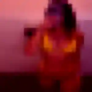 Yu-Na (45 ans) à Châteaurenard propose une rencontre maintenant