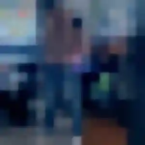 Photo privée de Wu, 42 ans à Chevigny-Saint-Sauveur - plan discret