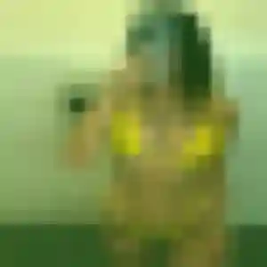 Phuong, 24 ans, connectée à Guilherand-Granges pour un rencontre japonaise
