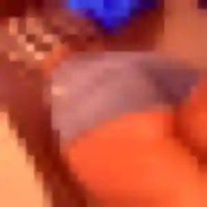 Hoa, 31 ans, disponible à La Crau pour une rencontre coquine