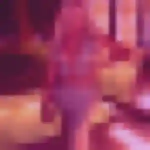 Elena (34 ans) à Meylan cherche une rencontre ce soir