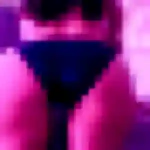 Miao, 38 ans, en ligne à Mont-Saint-Aignan pour une rencontre coquine
