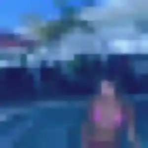 Mayumi, 29 ans, connectée à Mougins pour un rencontre japonaise