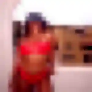 Setsuko (38 ans) à Plouzané cherche une rencontre maintenant