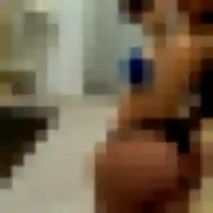 Rumi, 33 ans, connectée à Saint-Germain-en-Laye pour une rencontre coquine