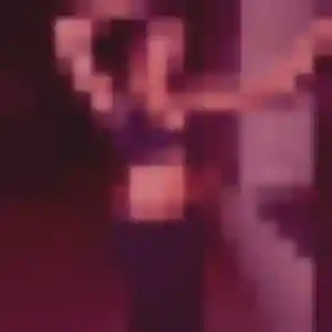 Charmante Tina, 29 ans à Saint-Malo - voir sa photo