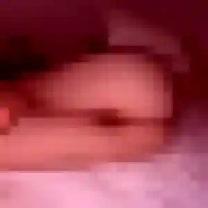Dung, 38 ans, disponible à Solliès-Pont pour une rencontre coquine