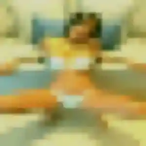 Ngoc-Lan, 24 ans, en ligne à Treillières pour une rencontre coquine